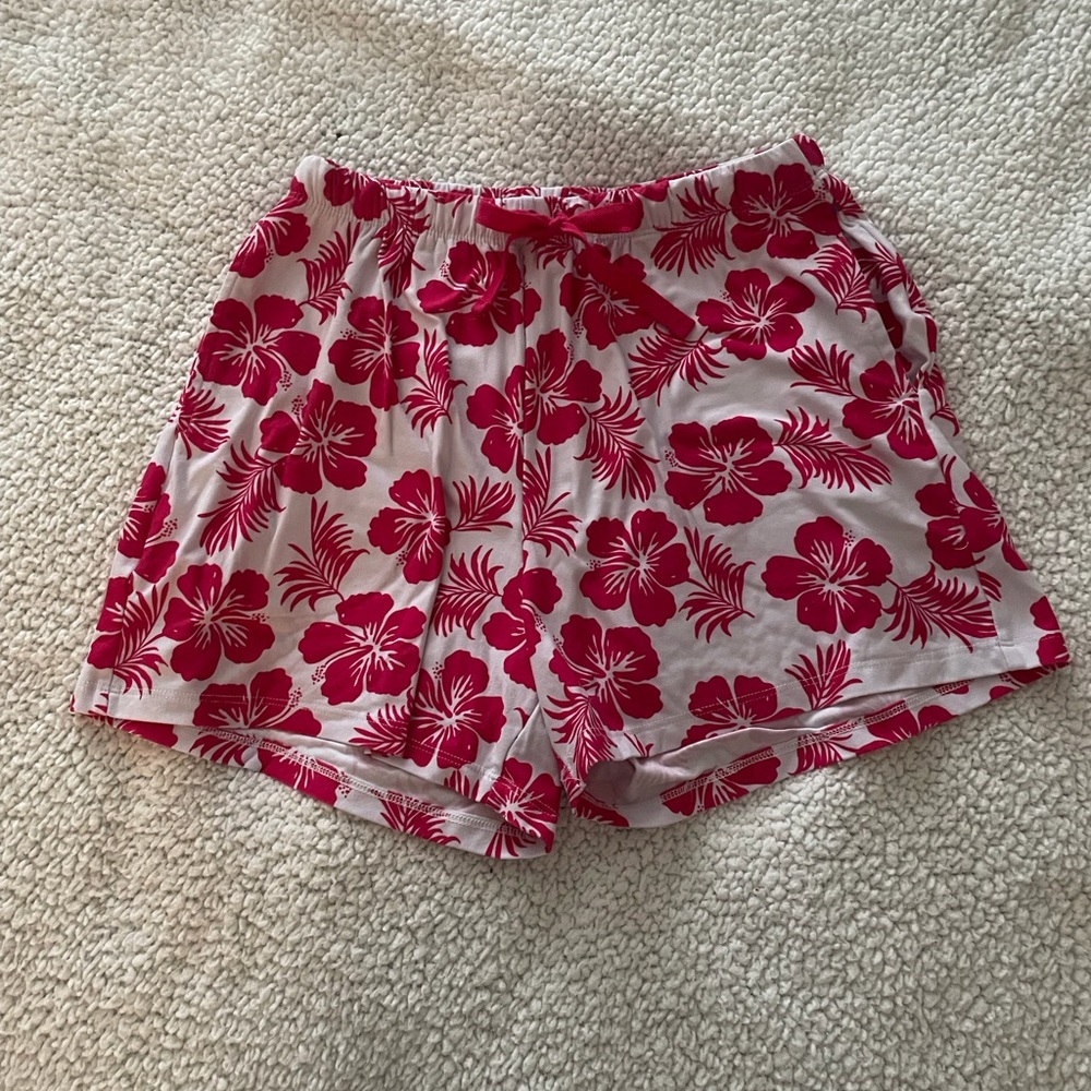 Floral Women's Shorts - Pink and White